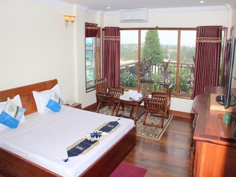 Seng Hout Battambang